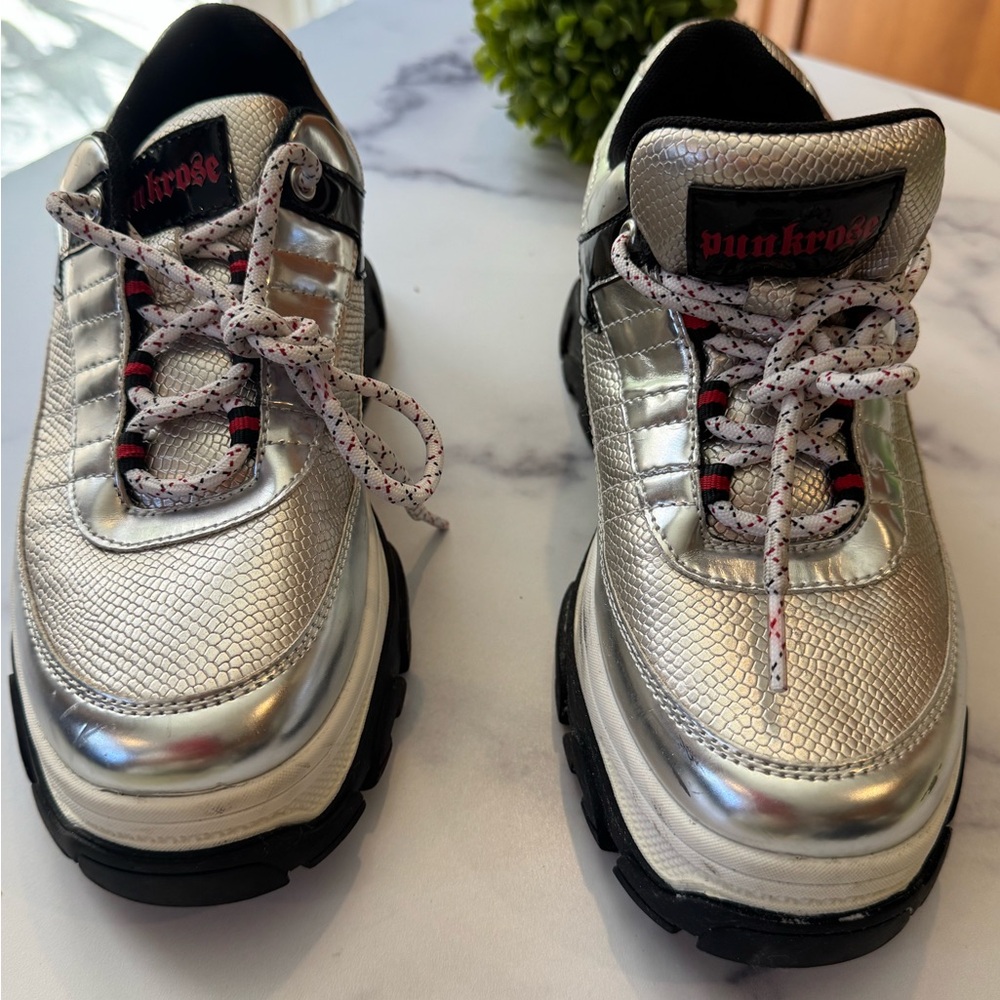 Skechers Silver Sneakers - Picture 7 of 10
